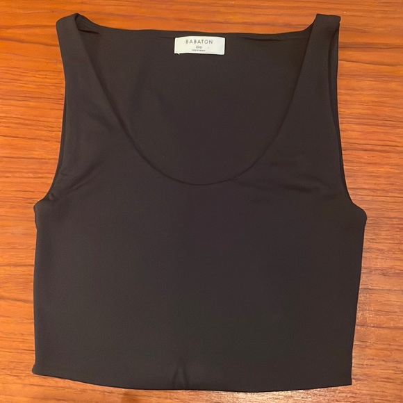 Aritzia Tops Aritzia Babaton Contour Crop Tank Poshmark